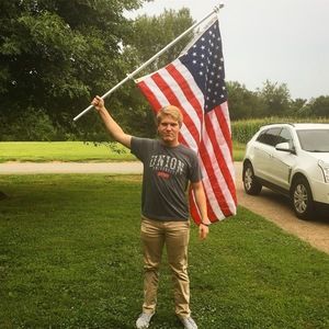 Meet your Posher, Hunter